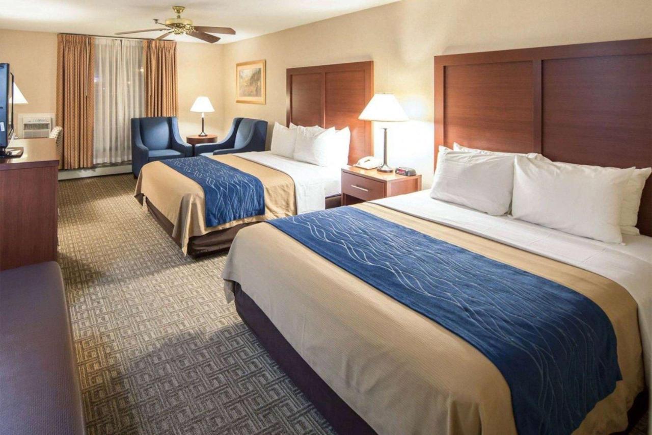 Wingate By Wyndham Anchorage Downtown - Ship Creek Hotel Bagian luar foto