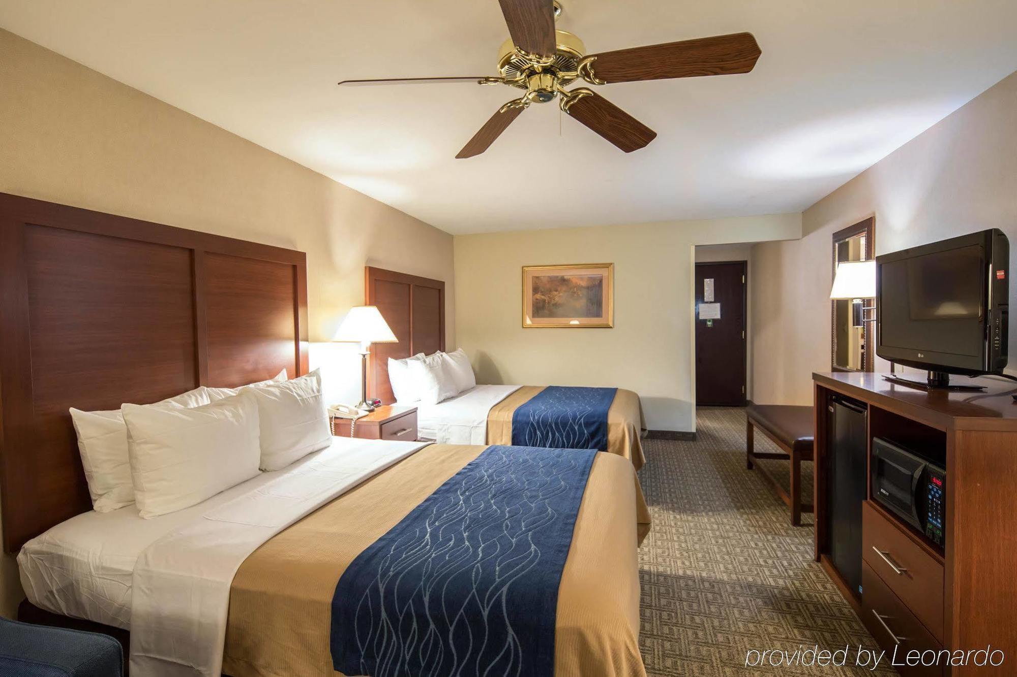 Wingate By Wyndham Anchorage Downtown - Ship Creek Hotel Bagian luar foto
