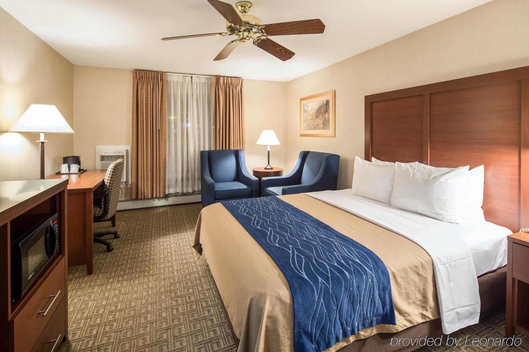 Wingate By Wyndham Anchorage Downtown - Ship Creek Hotel Bagian luar foto