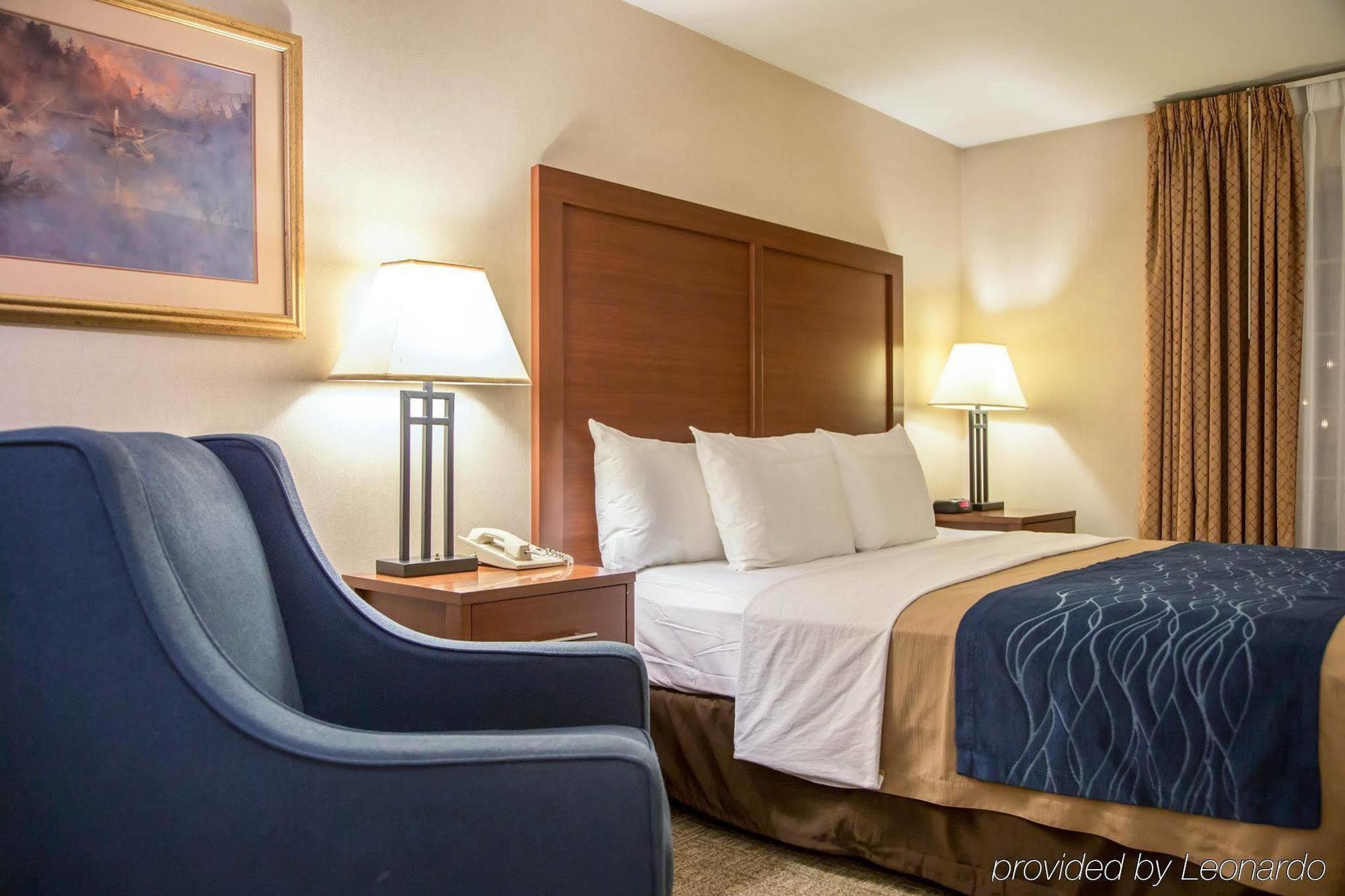 Wingate By Wyndham Anchorage Downtown - Ship Creek Hotel Bagian luar foto